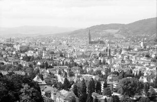 Freiburg: Stadtblick vom Hildaturm