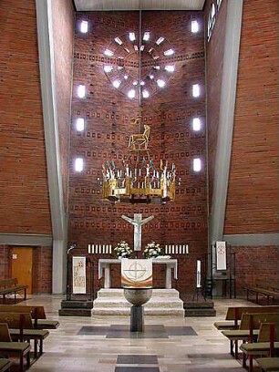 Gulbransson, Olaf Andreas; Schweinfurt - Bergl; Ev.-luth. Auferstehungskirche - Altarraum (Innenraumperspektive)