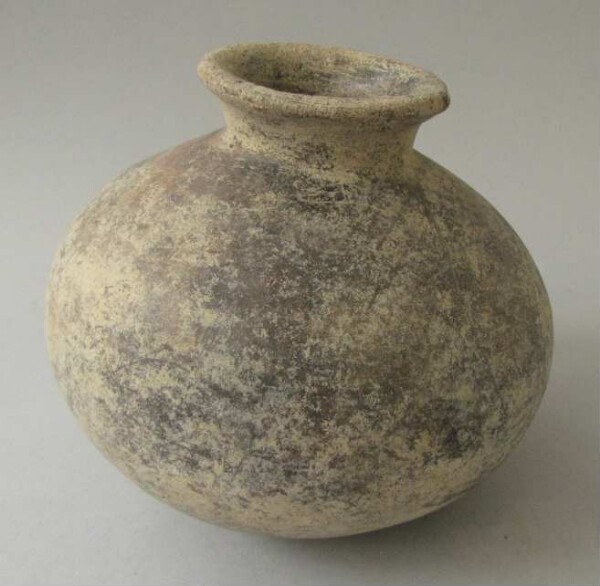 Clay vessel