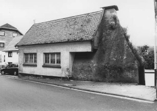 Ehemaliges Backhaus; Waldsolms, Backhausstraße 2