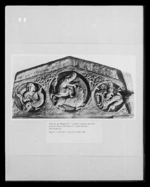 Samson mit dem Löwen aus der Kirche von Breusd (Breust)