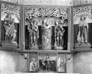 Mittelschrein: Madonna und die Heiligen Georg und Florian