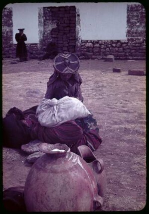 [26]: Sonntagsmarkt in Chinchero