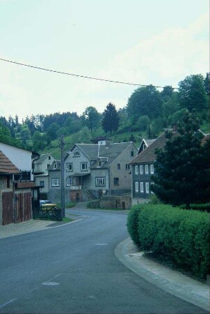 Hauptstraße, Häuser