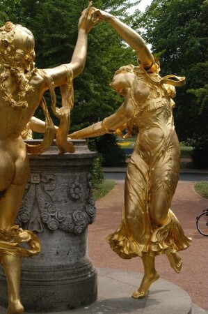 Mozartbrunnen, Dresden