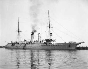 Minenschiff "Nautilus", 1906 : Technikgeschichte | Navigare necesse est... - Altes und modernes Schiffahrtswesen | Entwicklung des modernen Kriegsschiffes