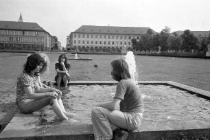 Erfrischung am Schlossplatz