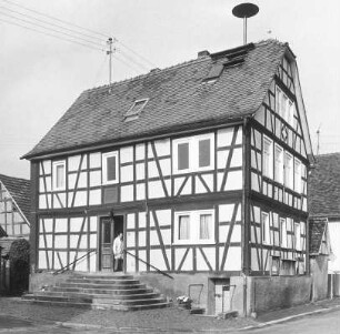 Fachwerkwohnhaus; Büdingen, Orleshäuser Hauptstraße 66