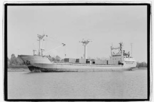 Klosterfelde (1972), VEB Deutsche Seereederei, VEB Deutfracht, VEB Deutfracht - Seereederei Rostock (DSR), Deutsche Seereederei GmbH, Rostock