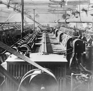 Strecken der Wergbänder : Technikgeschichte | Technik und Wirtschaft | Flachs und seine Verarbeitung | Flachs