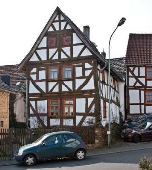 Fernwald, Rathausplatz 14