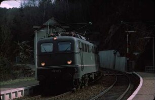 Badische Schwarzwaldbahn Niederwasser Lok 139_137 Bahnsteig Ausfahrsignal