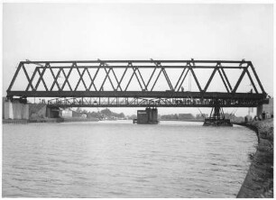 Einschwimmen Riesenbecker Hafenbrücke