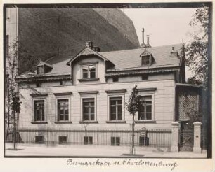 Landhaus Bismarckstraße 11, Berlin-Charlottenburg: Ansicht (aus: Julius Kohte, Alt-Berlin, Bauwerke in Berlin und Charlottenburg, aufgenommen 1907-1914)