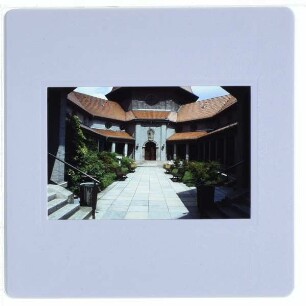 Berlin, Krematorium Wedding : Innenhof