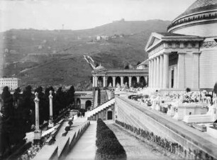 Genua, Camposanto di Staglieno (auch: Cimitero monumentale di Staglieno), Pantheon und Kolonnade