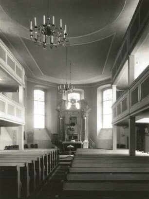 Zehren, Sankt Michael, Inneres nach Osten zum Kanzelaltar