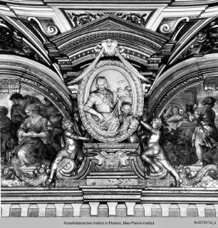 Innendekoration : Medaillons mit Büsten der Medici : Ferdinand II. mit seinem Sohn Cosimo III.