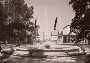 Großer Garten, Stübelplatz, Lennéstraße : Reichsgartenschau, Hallenstadt, Turmhof, Wasserkunst mit Blick nach dem Brunnenhof