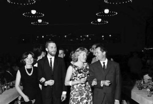 15. Tagung 1965 Physiker: Polonaise angeführt von Frau Steurer und Rudolf L. Mößbauer