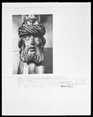 Gestühl, Handstütze, Kopf eines Mannes mit einer Art Turban