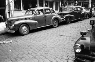 Istanbul : In Istanbul; 2 x Opel Kapitän