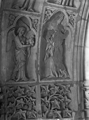 Südliches Westportal — Linke Archivolte — Windengel