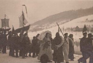 Elbschiffer, Schifferfest in Königstein, Festzug mit zwei Kahnmodellen