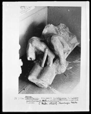 Fragment vom ehemaligen Westlettner des Mainzer Domes: Bettler der Martinusgruppe?
