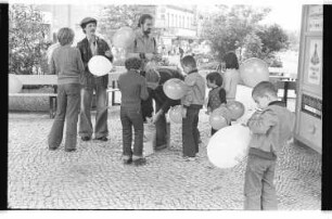 Kleinbildnegative: Pressefest der SEW, Kaiser-Wilhelm-Platz, 1978