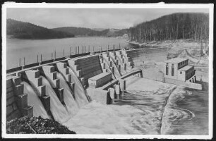 Kriebstein. Talsperre - Staumauer
