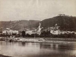 Blick auf Bad Schandau vom anderen Elbufer aus : Sächsische Schweiz. Blick auf Bad Schandau vom anderen Elbufer aus