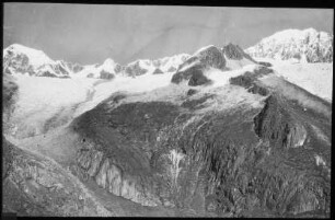 Blick vom Cooco-Kessel auf Illampú und Ancohuma