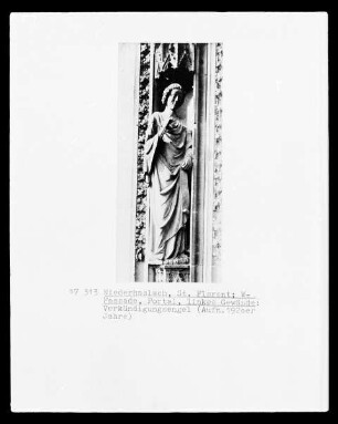 Ehemalige Stiftskirche Saint-Florent / Stiftskirche Saint-Jean Baptiste / Sankt Johannes Baptista / Sankt Florentius — Gewändefigur