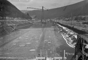 Eis Schleusenbaustelle Rockenau