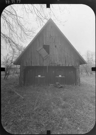 Viereichen-Mocholz, Nr. 13. Gehöft. Wirtschaftsgebäude. Giebelfront