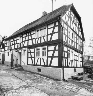 Fachwerkwohnhaus; Dietzenbach, Pfarrgasse 8