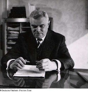 Portraitserie Oskar Löbl