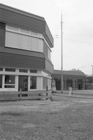 Betriebshof Tullastraße der Verkehrsbetriebe Karlsruhe (Straßenbahndepot Ost). Umbau und Erweiterung