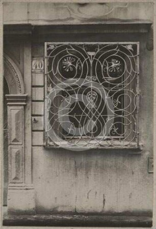 Fenstergitter am Bürgerhaus Oderstraße 40 in Breslau