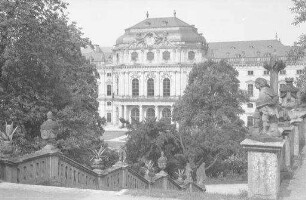 Würzburg: Residenz, mit Treppe, von oben