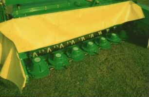 Fotografie: Futtererntetechnik, Mähwerk, Scheibenmähwerk, Mähaufbereiter