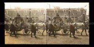 Allegorischer Jagdwagen mit Begleitung, Max-Joseph-Platz, München