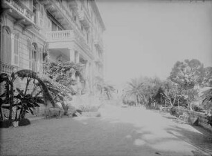 San Remo, Corso Imperatrice. Grand Hotel des Anglais (1851/1900). Teilansicht der Gartenseite