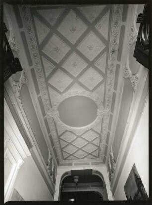 Dresden-Neustadt, Sebnitzer Straße 12. Wohnhaus (um 1900). Decke im Hausflur