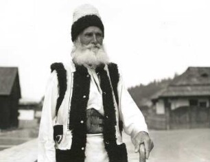 Rumänien, Obermoldau. Bukowiner Greis in Tracht