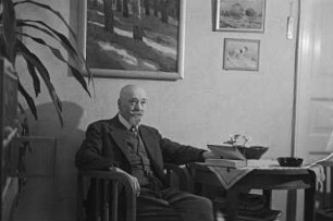 Hindrey, Karl August