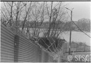 Mauerfall, Potsdam, Ufer Park Babelsberg, Babelsberger Enge.