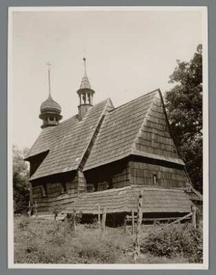 Pniow. Ansicht der 1506 errichteten alten Schrotholzkirche. Diese ist 1956 abgebrannt