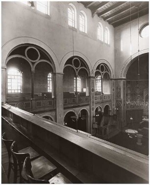 Evangelisches Diakonissenkrankenhaus Bethanien, Berlin-Kreuzberg Umbau. Kirche (?): Seitenwand vor Restauration [Kirche?]